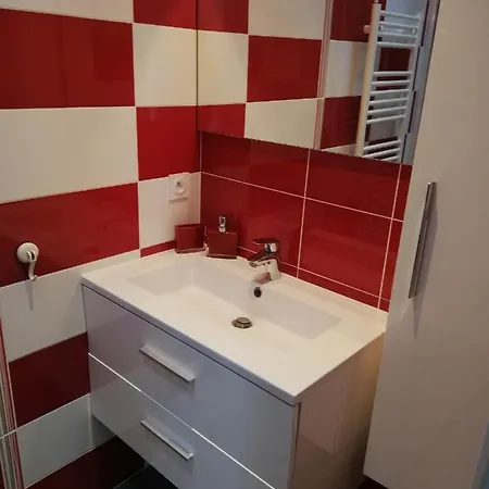Appartement De 37 M² アパート